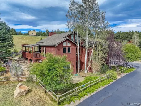 Exterior - 7307 Settlers Dr, Morrison, CO 80465 photo 2 of 6