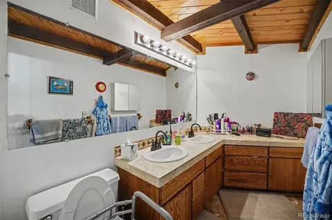 Bath - 200 Desparado Rd, Bailey, CO 80421 photo 2 of 7