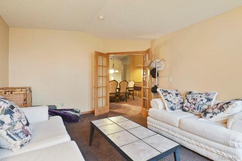 18587 E Hamilton Dr, Aurora, CO 80013 photo 3