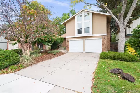 12316 E Bates Cir, Aurora, CO 80014 photo 2
