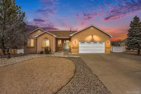 511 W Hook Dr, Pueblo West, CO 81007
