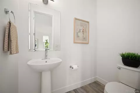 Bath - 21405 E 59th Dr, Aurora, CO 80019 photo 2 of 3