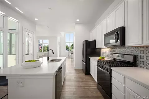 Kitchen - 21405 E 59th Dr, Aurora, CO 80019 photo 1 of 3