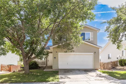 1329 Trail Ridge Rd, Longmont, CO 80504