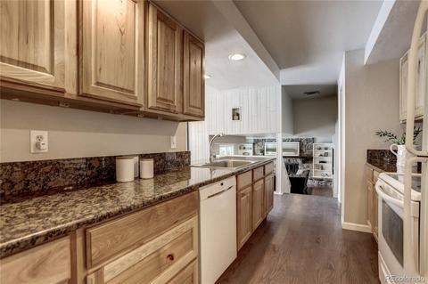7128 Euclid Dr, Centennial, CO 80111 photo 9