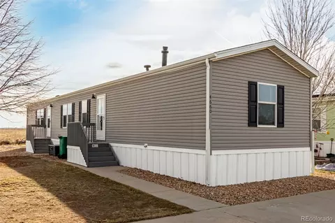4660 Tilbury Ct, Longmont, CO 80504