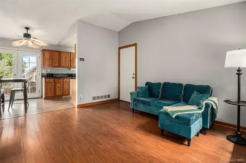 17423 E Chenango Dr, Aurora, CO 80015 photo 4