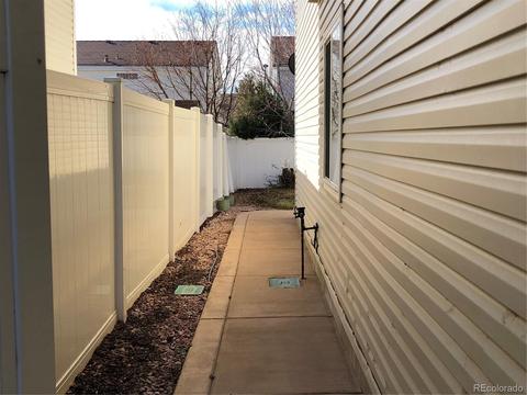 21606 53rd Pl, Denver, CO 80249 photo 6