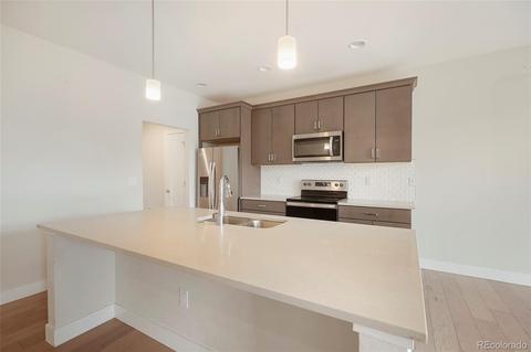 9675 E Idaho Pl, Denver, CO 80231 photo 5
