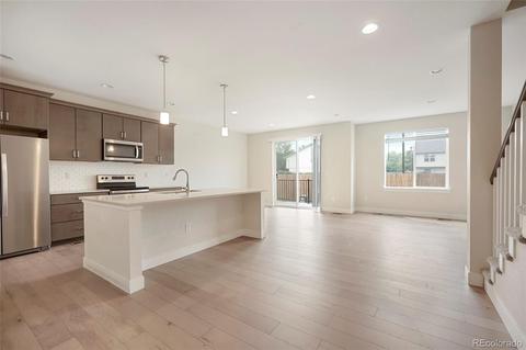 9675 E Idaho Pl, Denver, CO 80231 photo 4