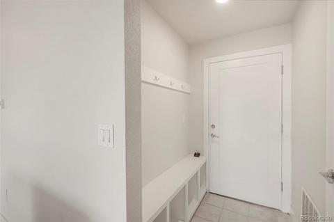 9675 E Idaho Pl, Denver, CO 80231 photo 8