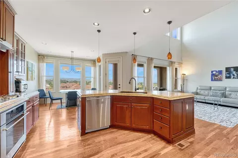 9391 Viaggio Way, Highlands Ranch, CO 80126