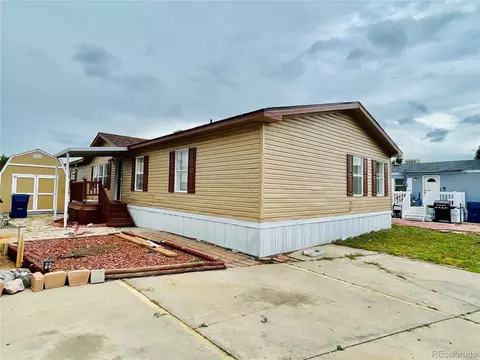 2885 E Midway Apt 223 Blvd, Denver, CO 80234