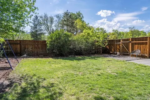 Exterior - 1060 35th St, Boulder, CO 80303 photo 5 of 8