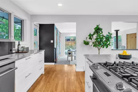Kitchen - 1060 35th St, Boulder, CO 80303 photo 5 of 5