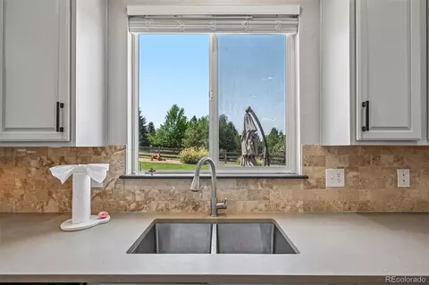 Kitchen - 25338 E Costilla Pl, Aurora, CO 80016 photo 4 of 4