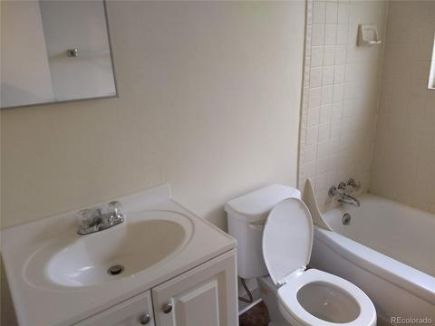 4560 Everett Ct, Wheat Ridge, CO 80033 photo 9