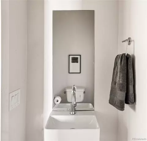 Bath - 4475 E Warren Ave, Denver, CO 80222 photo 1 of 5
