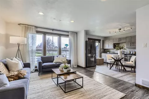 4901 Crown Blvd, Denver, CO 80239