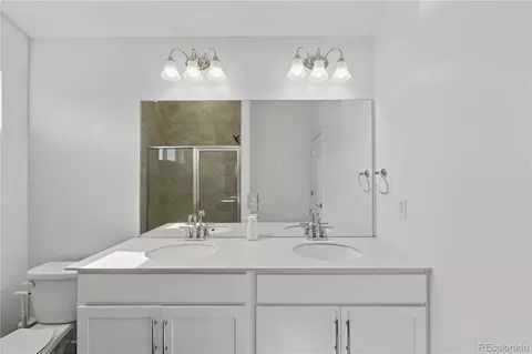 Bath - 6875 Juniper Ln, Arvada, CO 80007 photo 2 of 5