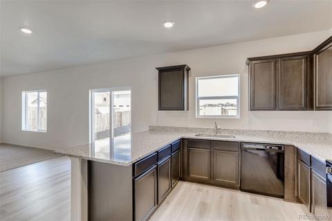 364 Maple St, Bennett, CO 80102 photo 14