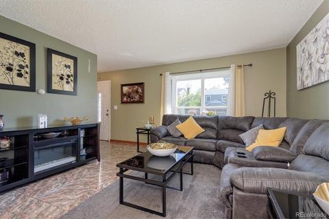 15937 E Kepner Dr, Aurora, CO 80017 photo 4