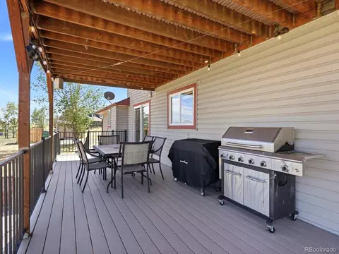 Exterior - 17050 Eagle St, Fort Lupton, CO 80621 photo 5 of 11
