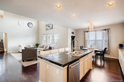 25331 E Ottawa Dr, Aurora, CO 80016 photo 9