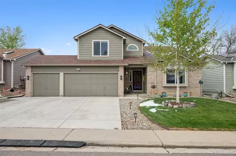 12217 W Aqueduct Dr, Littleton, CO 80127