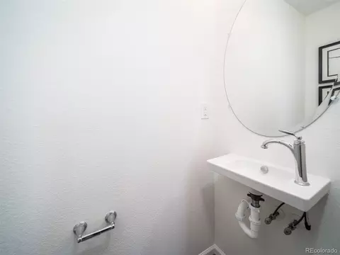 Bath - 46506 Avery Ln, Bennett, CO 80102 photo 1 of 3