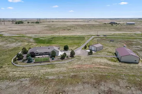 5363 S Juliet Ct, Strasburg, CO 80136