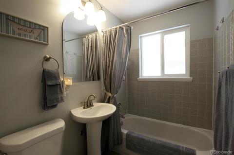 5946 Simms St, Arvada, CO 80004 photo 9