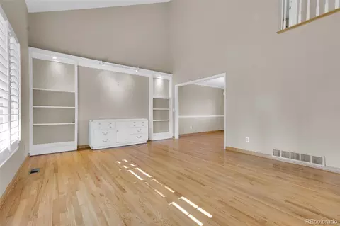 5622 E Weaver Cir, Centennial, CO 80111 photo 4