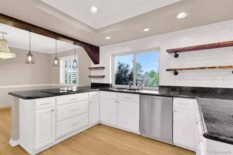 5622 E Weaver Cir, Centennial, CO 80111 photo 9