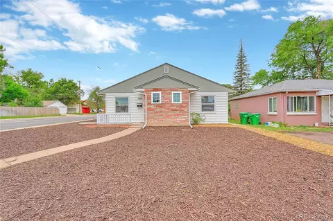 2201 Geneva St, Aurora, CO 80010