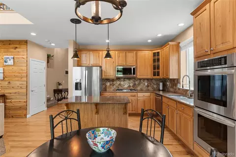 Kitchen - 285 Bittern Dr, Johnstown, CO 80534 photo 4 of 5