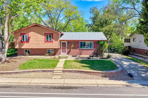 861 Phillips Dr, Northglenn, CO 80233