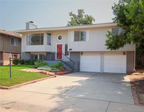 1722 26th Avenue Ct, Greeley, CO 80634