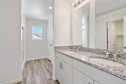 22113 E 38th Pl, Aurora, CO 80019 photo 12