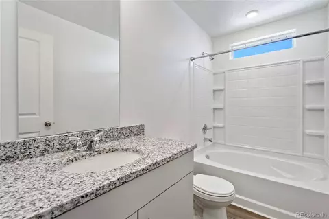 22113 E 38th Pl, Aurora, CO 80019 photo 5