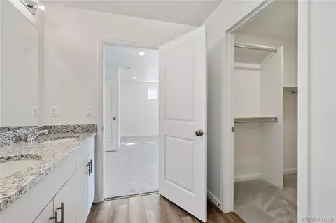 22113 E 38th Pl, Aurora, CO 80019 photo 10