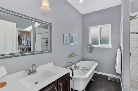 Bath - 8360 50th Ave W, Arvada, CO 80002 photo 2 of 5
