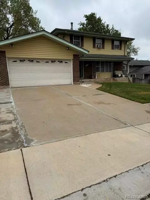 6461 S Birch Cir, Centennial, CO 80121
