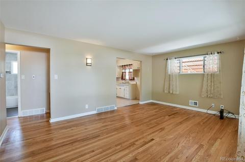 6830 Ruth Way, Denver, CO 80221 photo 7