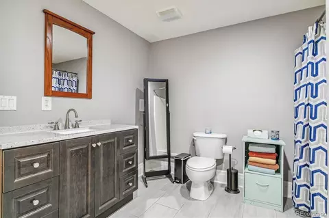 Bath - 43042 E Arkansas Pl, Bennett, CO 80102 photo 5 of 5