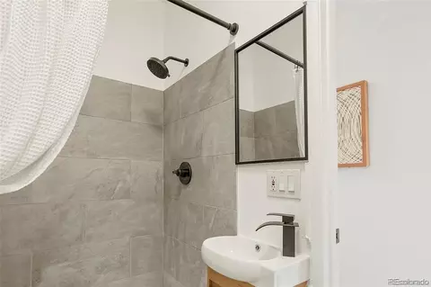 Bath - 22 Exposition Ave, Denver, CO 80209 photo 2 of 2