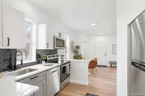 Kitchen - 22 Exposition Ave, Denver, CO 80209 photo 2 of 3