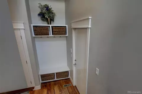 Entry Way - 8061 E 50th Pl, Denver, CO 80238 photo 3 of 4