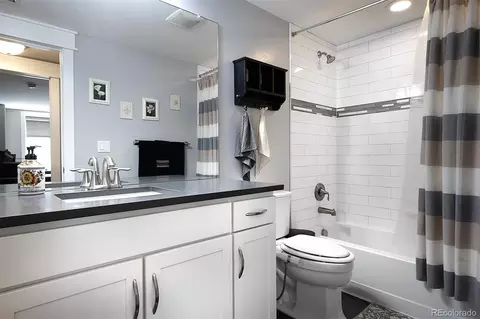Bath - 8061 E 50th Pl, Denver, CO 80238 photo 6 of 6