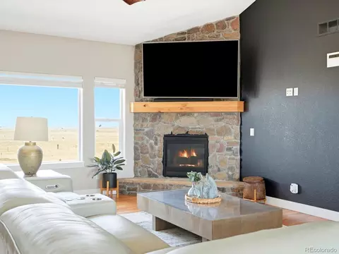 50111 E Maplewood Pl, Bennett, CO 80102 photo 7